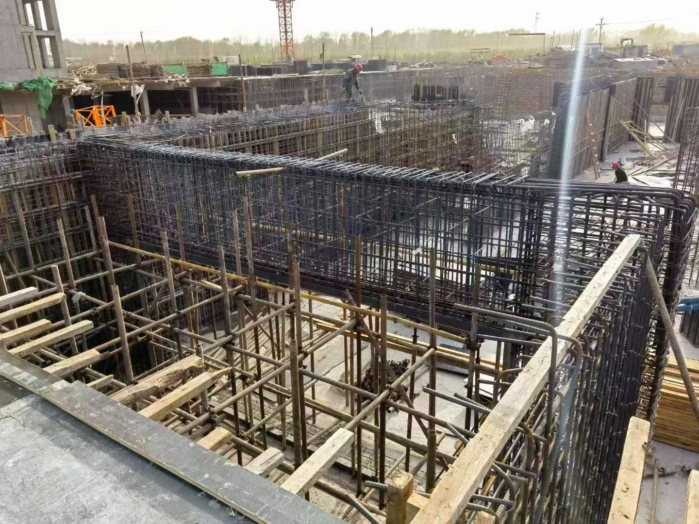 兴隆建筑基础筏板施工时混凝土有哪些常见问题?